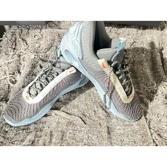 Nike Cosmic Unity Men"s Shoes Size 11.5 - Picture 2 of 9